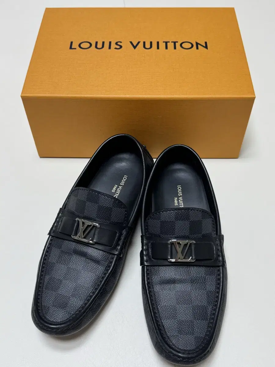 美品　ルイヴィトン　ダミエ　モカシンローファー黒 6 1/2 LOUIS VUITTON ルイヴィトン 革靴 ローファー ダミエ 8 26 5cm